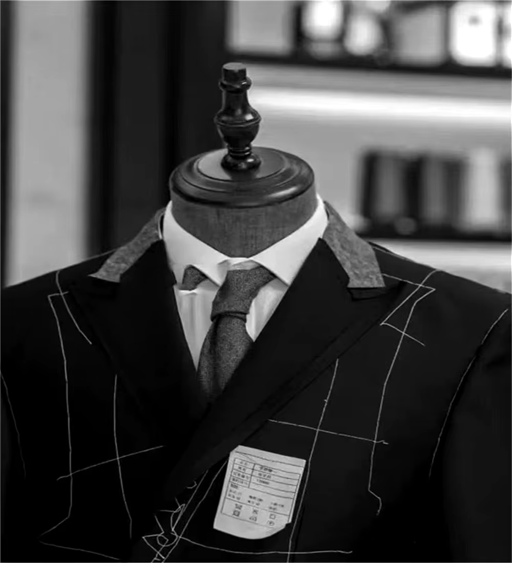 Completo da Uomo Giallo Slim F - Men Grooming Outfit recensione e prezzo
