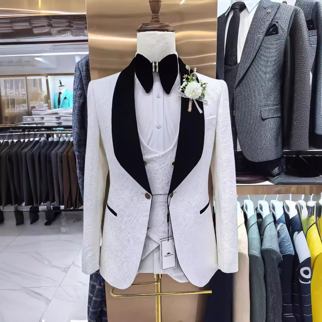 Thorndike Abiti da sposa da uo - Men Grooming Outfit recensione e prezzo
