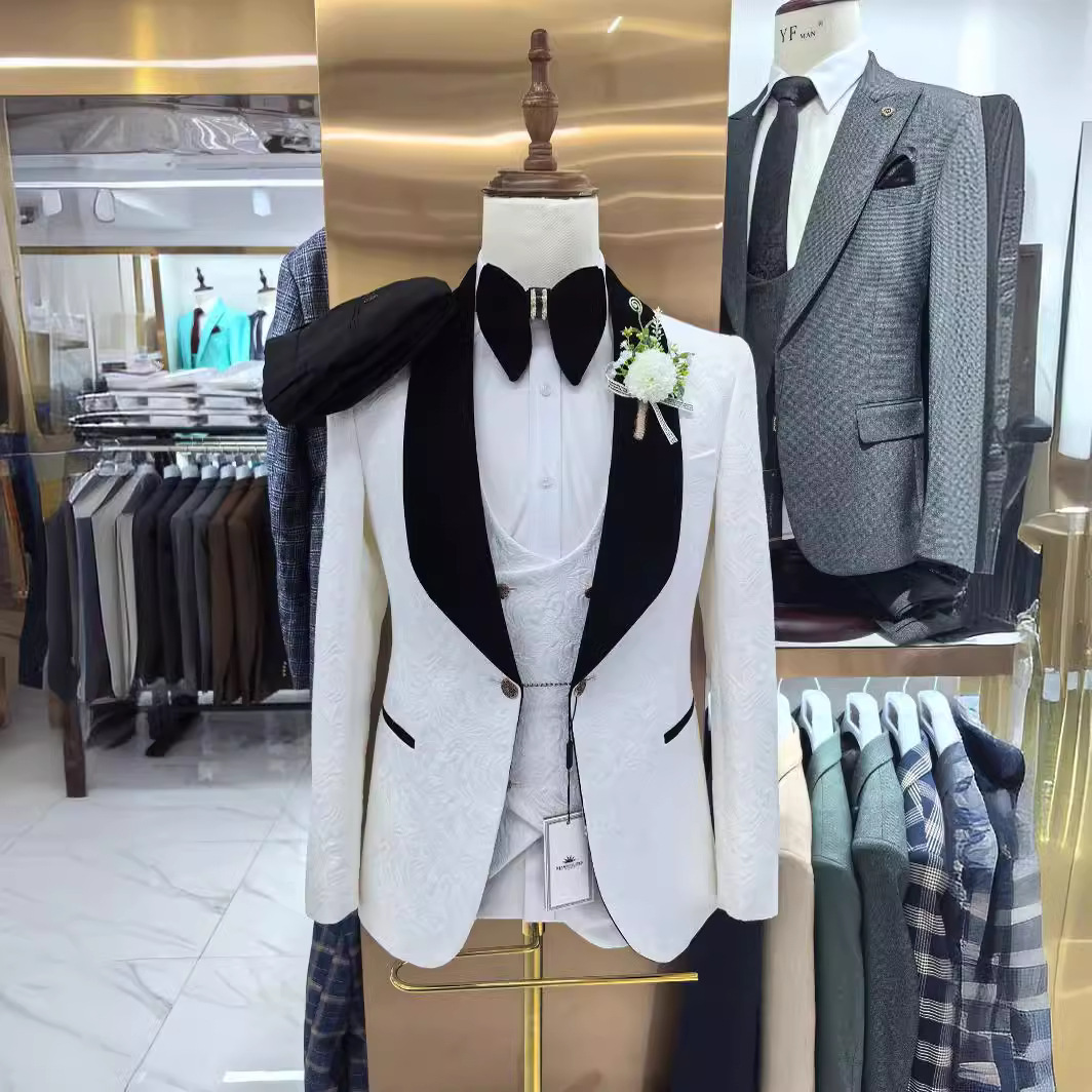 Thorndike Abiti da sposa da uo - Men Grooming Outfit recensione e prezzo