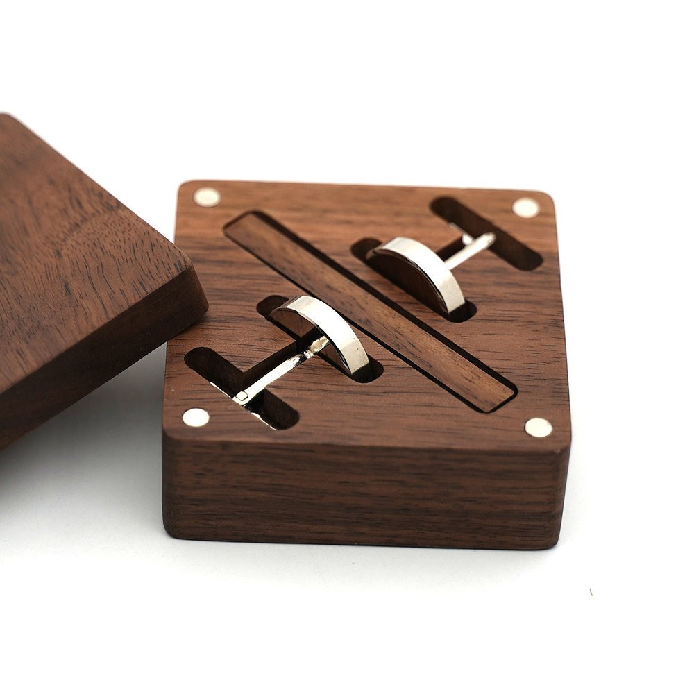 Set di accessori per lo sposo  - Men'S Grooming Set Gift recensione e prezzo